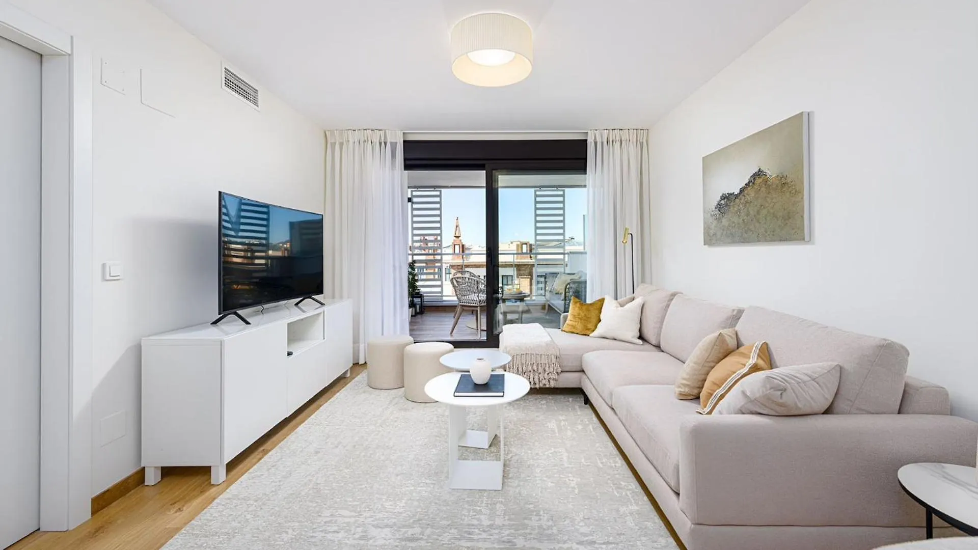 Maritimo Apartment In Malaga By Solaga Holiday Homes İspanya