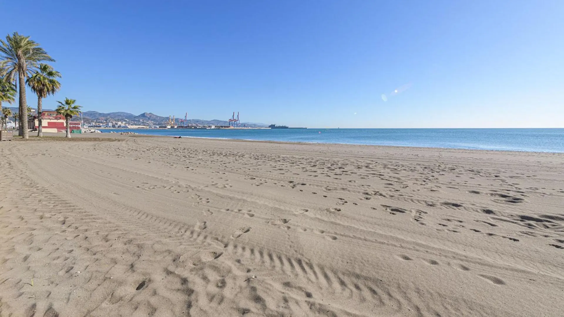 Maritimo Apartment In Malaga By Solaga Holiday Homes