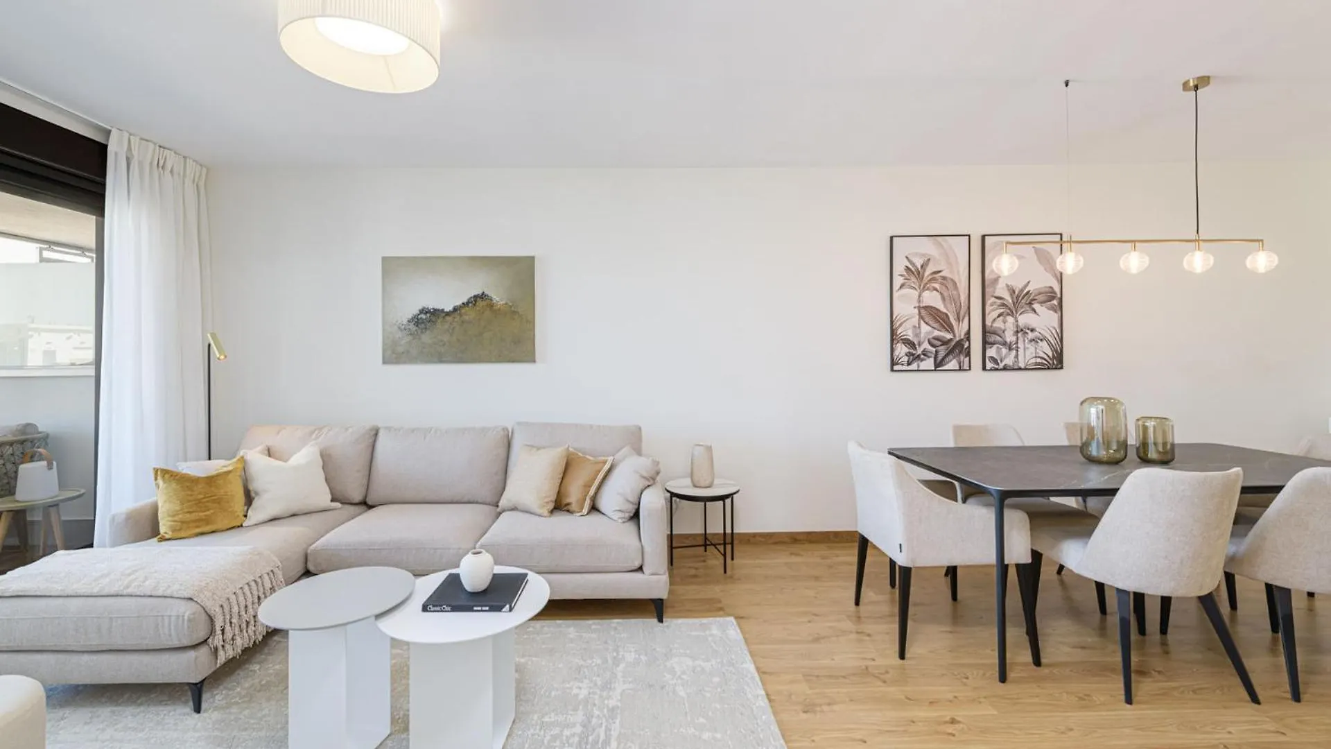 Maritimo Apartment In Malaga By Solaga Holiday Homes